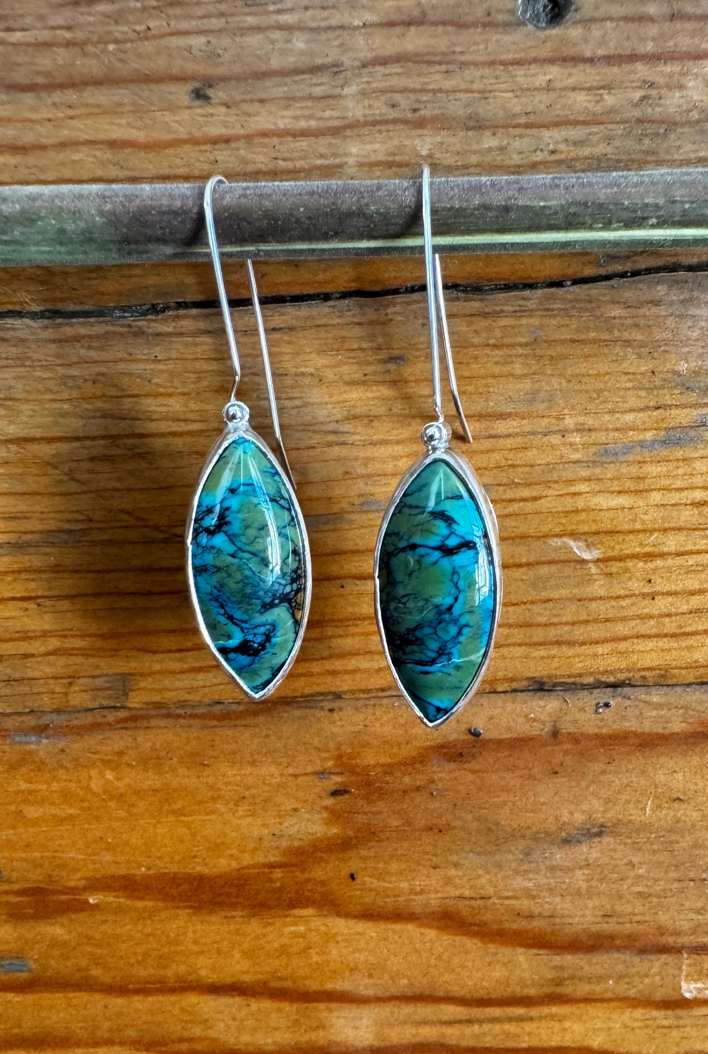 Qingu Turquoise Earrings